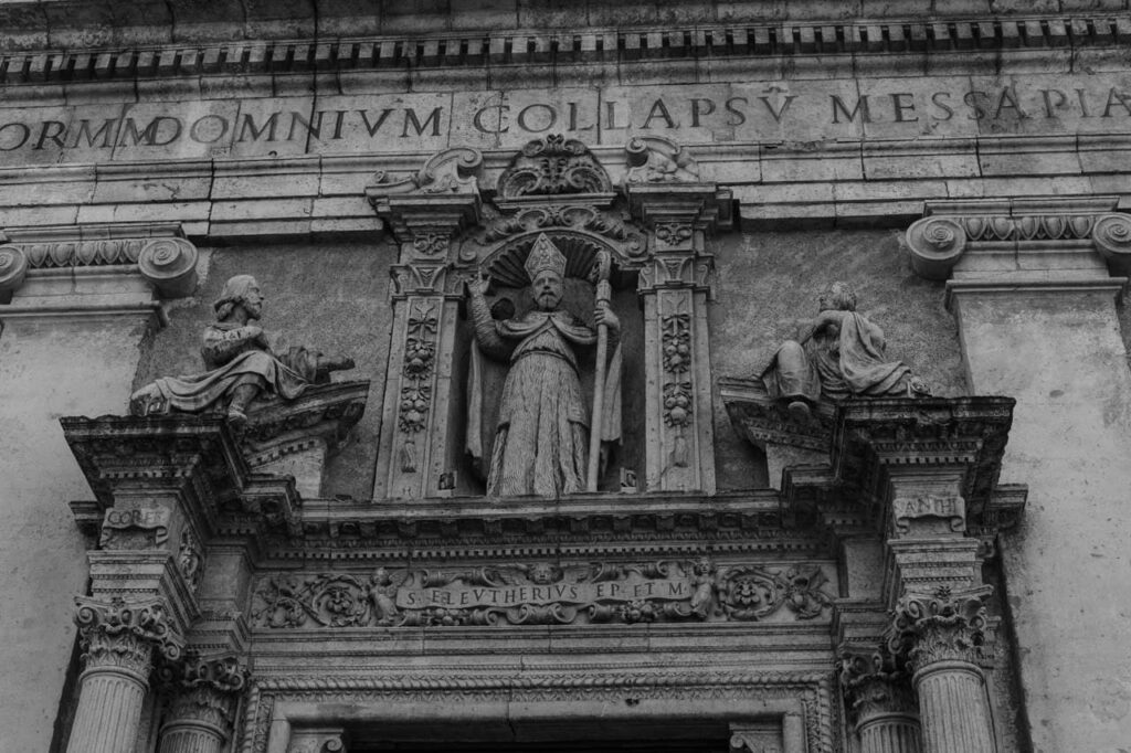 Chiesa di Santa Maria – храм с «Книжниками»